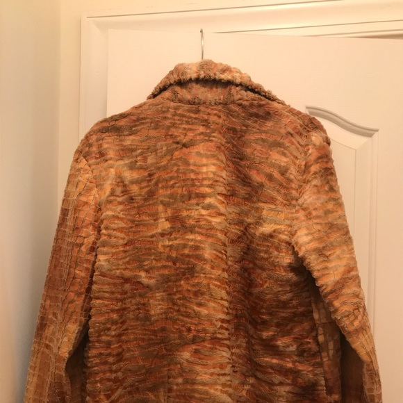 Jacket - Picture 2 of 4